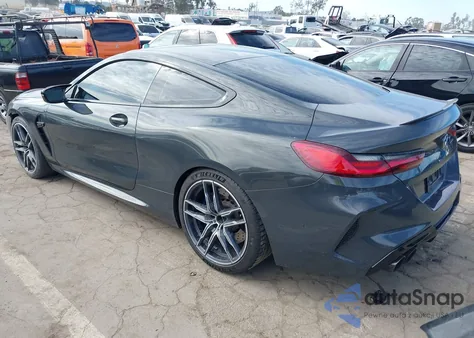 2020 BMW M8 Competition z USA, uszkodzony, nr VIN WBSAE0C09LBM08323